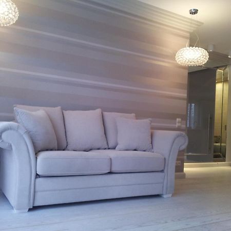 Apatrament Nadjeziorny Apartment Elk Ngoại thất bức ảnh