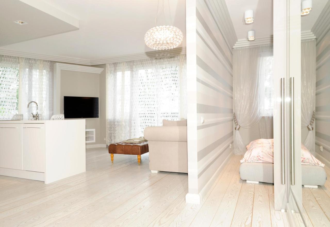 Apatrament Nadjeziorny Apartment Elk Ngoại thất bức ảnh